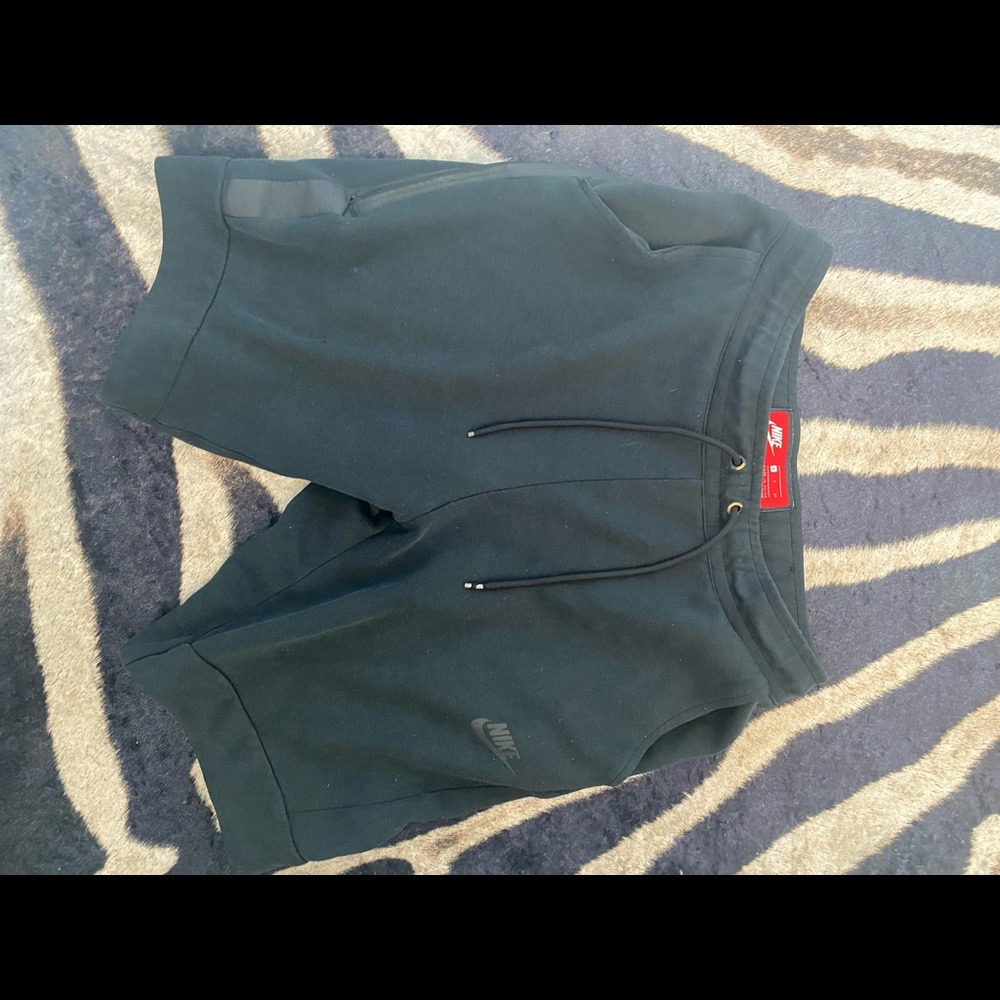 Nike tech shorts